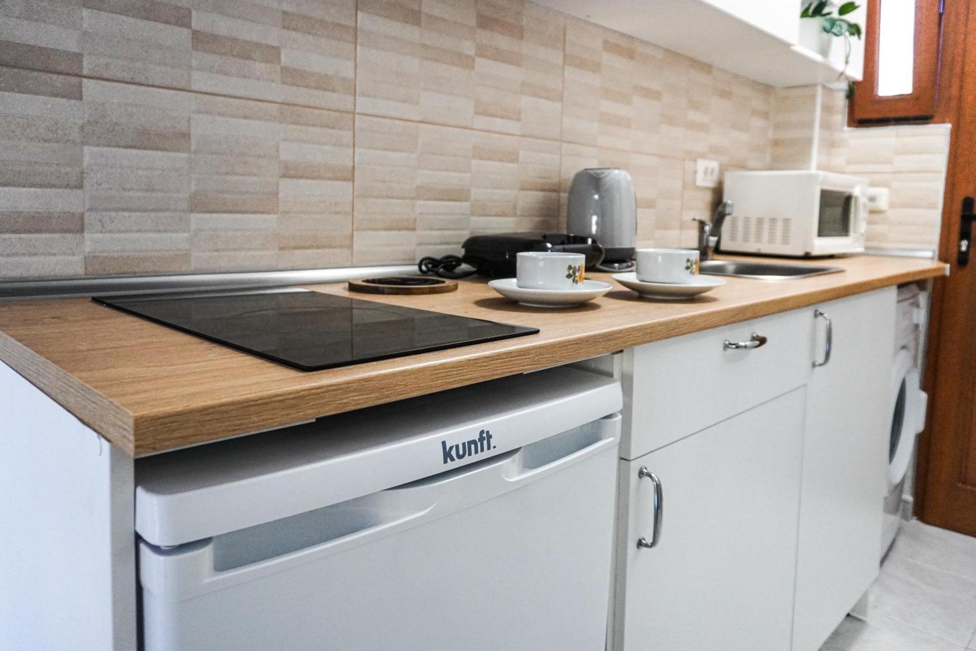 Modern Studio Close To The Beach With Pool ปูแอร์โตเดลาครูซ ภายนอก รูปภาพ